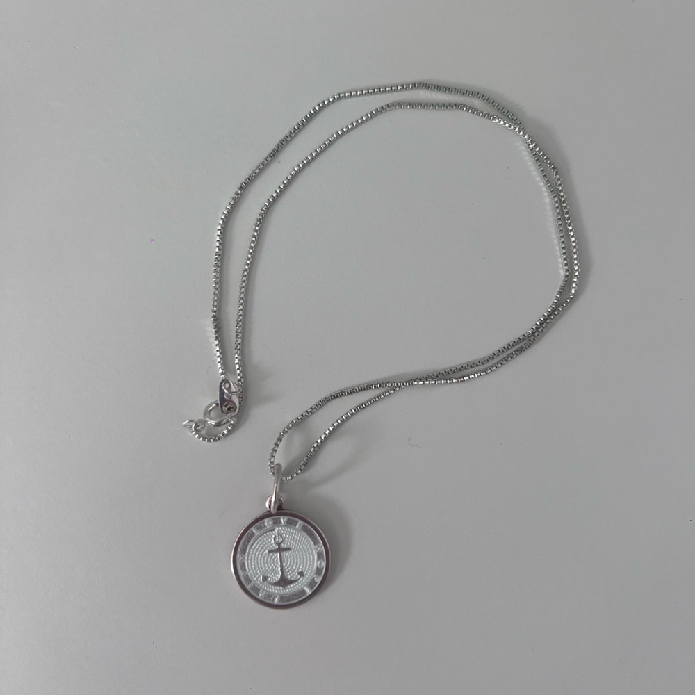lola necklace